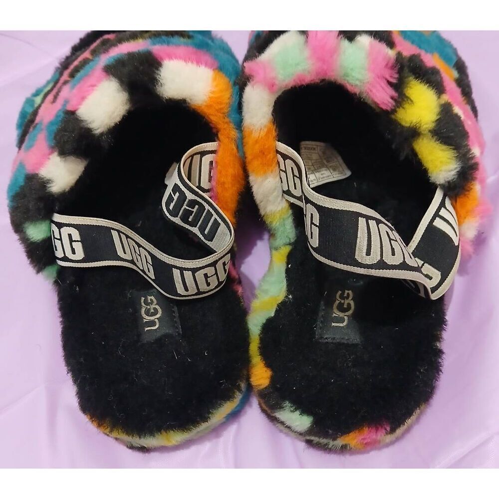 Uggs womens size 8 fluff yeah sandals checkered plaid pink slippers green - Picture 3 of 8